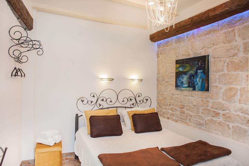 Apartments Laurus 시베니크 외부 사진